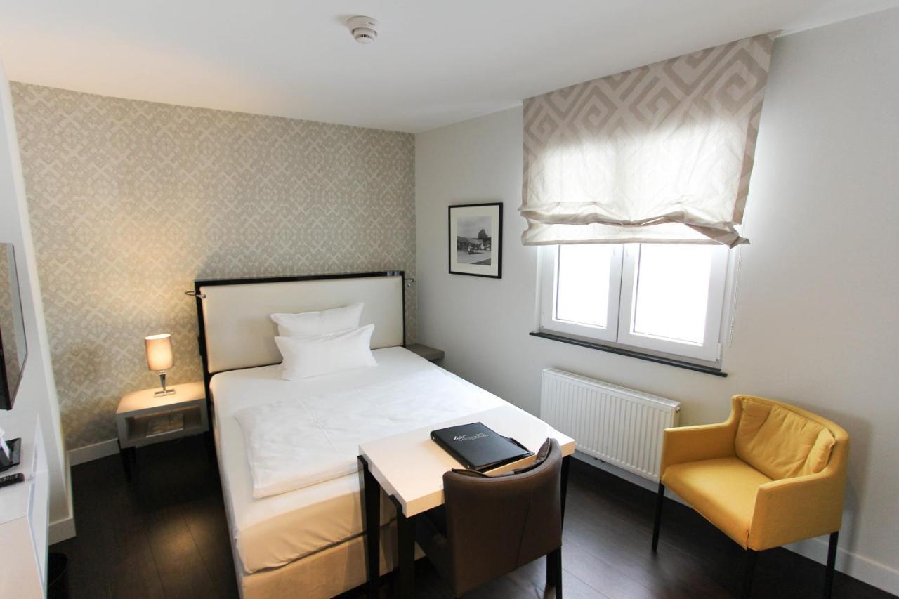 Hotel Wemperhardt エクステリア 写真