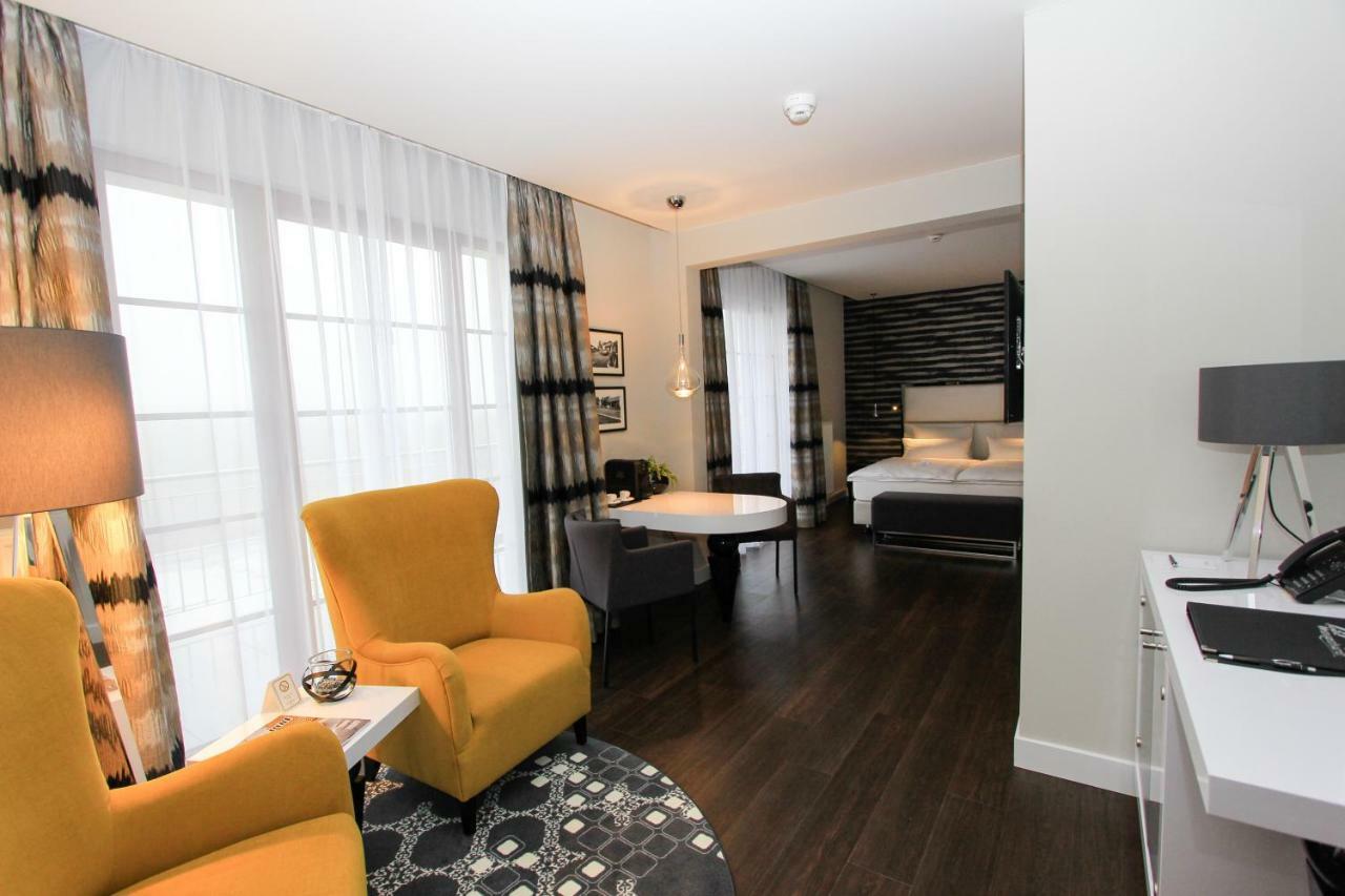 Hotel Wemperhardt エクステリア 写真